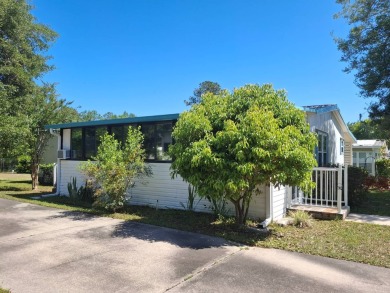 Peaceful 2BR/2BA Home | 1,144 Sq. Ft. | Backs to Ocala Forest - on Rolling Greens Executive Golf Community in Florida - for sale on GolfHomes.com, golf home, golf lot