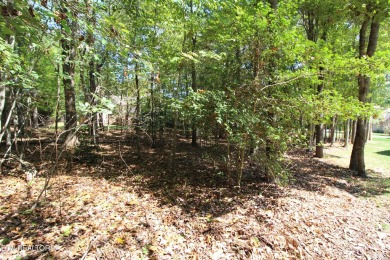Embrace the serene lifestyle of Fairfield Glade with this prime on Heatherhurst Golf Course in Tennessee - for sale on GolfHomes.com, golf home, golf lot
