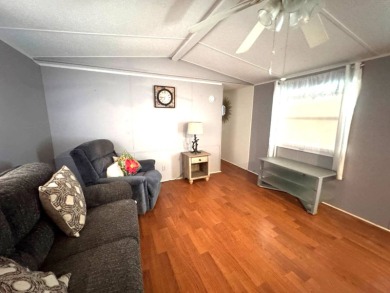You don't want to miss this great deal on a 2-bedroom/1-bath on Lake Henry Golf Club in Florida - for sale on GolfHomes.com, golf home, golf lot