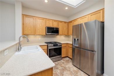 Welcome Home to this popular Washington floor plan in Sun City on Revere Golf Club in Nevada - for sale on GolfHomes.com, golf home, golf lot