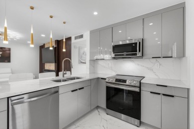 Prepare to be impressed--this 1st-floor 2 bed, 2 bath Kings on Kings Point Golf -Flanders Way in Florida - for sale on GolfHomes.com, golf home, golf lot