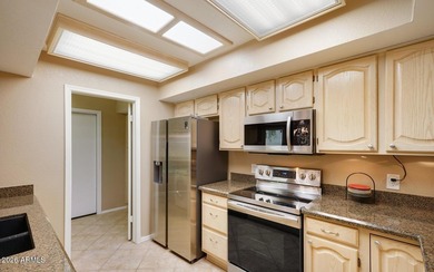 Great Winter Home or year-round living! This beautiful on Westbrook Village / Vista Golf Course in Arizona - for sale on GolfHomes.com, golf home, golf lot