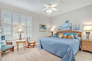 BEAUTIFUL, 3BD/2BA, END UNIT VILLA in The Links at Pelican on Pelican Pointe Golf and Country Club in Florida - for sale on GolfHomes.com, golf home, golf lot