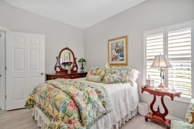 BEAUTIFUL, 3BD/2BA, END UNIT VILLA in The Links at Pelican on Pelican Pointe Golf and Country Club in Florida - for sale on GolfHomes.com, golf home, golf lot