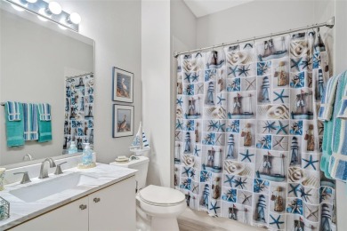 BEAUTIFUL, 3BD/2BA, END UNIT VILLA in The Links at Pelican on Pelican Pointe Golf and Country Club in Florida - for sale on GolfHomes.com, golf home, golf lot