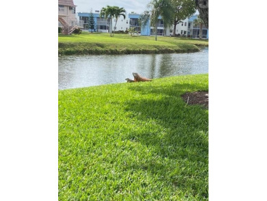 :Very motivated Seller ! Don't miss the opportunity of owning a on Kings Point Golf -Flanders Way in Florida - for sale on GolfHomes.com, golf home, golf lot