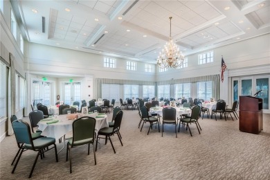 BEAUTIFUL, 3BD/2BA, END UNIT VILLA in The Links at Pelican on Pelican Pointe Golf and Country Club in Florida - for sale on GolfHomes.com, golf home, golf lot