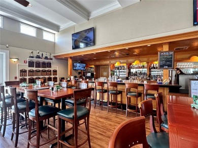 BEAUTIFUL, 3BD/2BA, END UNIT VILLA in The Links at Pelican on Pelican Pointe Golf and Country Club in Florida - for sale on GolfHomes.com, golf home, golf lot