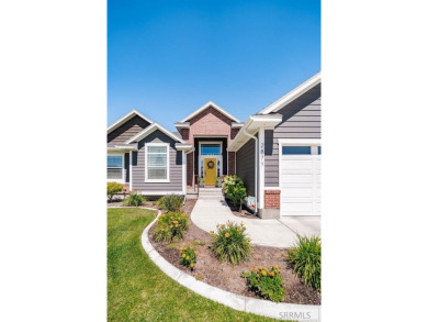 Stunning 5-Bedroom Dream Home with Exceptional Craftsmanship & on Sand Creek Golf Course in Idaho - for sale on GolfHomes.com, golf home, golf lot