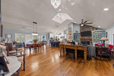 Highly desirable single-level home located in the heart of Old on Pinehurst Resort and Country Club in North Carolina - for sale on GolfHomes.com, golf home, golf lot