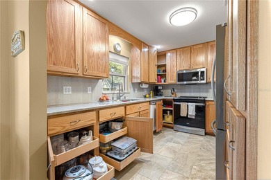 RARE Olympia Model END-UNIT Villa on a CORNER LOT with a on On Top of the World Golf Course in Florida - for sale on GolfHomes.com, golf home, golf lot