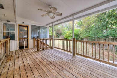 Elegant Southern Living in Aiken Estates - 3BR, 2BA

Welcome to on Houndslake Country Club in South Carolina - for sale on GolfHomes.com, golf home, golf lot