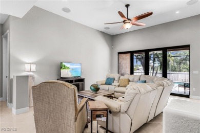 Welcome to this one-of-a-kind, spacious 4-bedroom, 2-large-den on Royal Tee Country Club in Florida - for sale on GolfHomes.com, golf home, golf lot