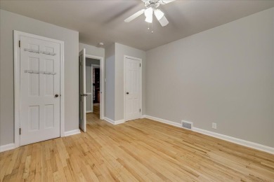 Elegant Southern Living in Aiken Estates - 3BR, 2BA

Welcome to on Houndslake Country Club in South Carolina - for sale on GolfHomes.com, golf home, golf lot