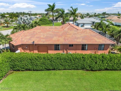 Welcome to this one-of-a-kind, spacious 4-bedroom, 2-large-den on Royal Tee Country Club in Florida - for sale on GolfHomes.com, golf home, golf lot