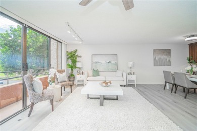 Welcome to this spacious 2 bedroom, 2 bathroom residence at The on Leisure Village Par 3 Golf Course in California - for sale on GolfHomes.com, golf home, golf lot