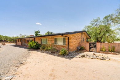 If you've been looking for a home in Oro Valley Country Club on Oro Valley Country Club in Arizona - for sale on GolfHomes.com, golf home, golf lot