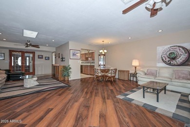 Welcome home to the highly desirable Sun City community! This 2 on Sun City Lakes West and East in Arizona - for sale on GolfHomes.com, golf home, golf lot