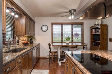 This 2+ bedroom, 1.75-bathroom, detached patio townhome offers on  in Minnesota - for sale on GolfHomes.com, golf home, golf lot