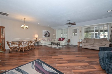 Welcome home to the highly desirable Sun City community! This 2 on Sun City Lakes West and East in Arizona - for sale on GolfHomes.com, golf home, golf lot