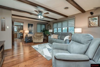 This 2+ bedroom, 1.75-bathroom, detached patio townhome offers on  in Minnesota - for sale on GolfHomes.com, golf home, golf lot