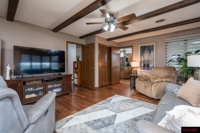 This 2+ bedroom, 1.75-bathroom, detached patio townhome offers on  in Minnesota - for sale on GolfHomes.com, golf home, golf lot