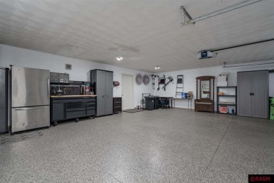 This 2+ bedroom, 1.75-bathroom, detached patio townhome offers on  in Minnesota - for sale on GolfHomes.com, golf home, golf lot