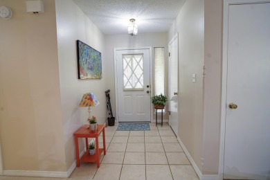 Updated Bluewater Bay home, NO HOA! This beautifully maintained on Golf Club at Bluewater Bay Resort in Florida - for sale on GolfHomes.com, golf home, golf lot
