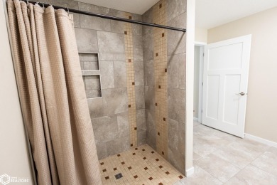 EASY LIVING, COMFORT,  COMMUNITY AWAIT AT THE TERRACES AT GLEN on Arrowhead Golf Course in Iowa - for sale on GolfHomes.com, golf home, golf lot