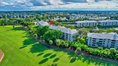 Beautiful Corner unit , fully RENOVATED. Updated with large on The Country Club At Boca Raton in Florida - for sale on GolfHomes.com, golf home, golf lot