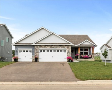 1-level walkout situated in a serene setting, the property backs on Boulder Pointe Golf Club in Minnesota - for sale on GolfHomes.com, golf home, golf lot