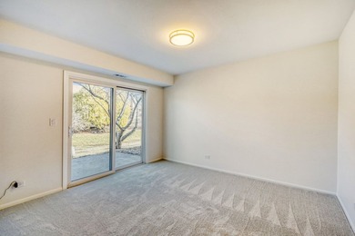 Let me preface by saying *don't let this one get away!* This on Willow Crest Golf Club in Illinois - for sale on GolfHomes.com, golf home, golf lot