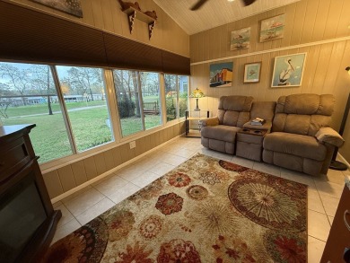 Located in Rolling Greens Village, a 55+ community in Ocala on Rolling Greens Executive Golf Community in Florida - for sale on GolfHomes.com, golf home, golf lot