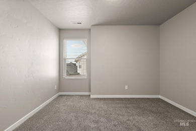Welcome to this like-new, low-maintenance townhome in the highly on Eagle Legacy Golf Course in Idaho - for sale on GolfHomes.com, golf home, golf lot