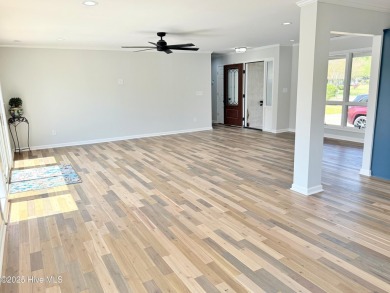AFFORDABLE, LIKE-NEW WATERFRONT RETREAT WITH UPSCALE TOUCHES!
 on River Bend Golf and Country Club in North Carolina - for sale on GolfHomes.com, golf home, golf lot