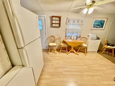 Welcome home to this 1994 single wide manufactured home, which on Golden Lakes Golf Course in Florida - for sale on GolfHomes.com, golf home, golf lot