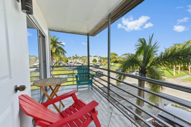 Beautifully Remodeled 1-Bedroom,1.5-Bath Corner Unit in Active on Kings Point Golf -Flanders Way in Florida - for sale on GolfHomes.com, golf home, golf lot