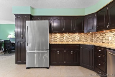 LARGE two bedroom condo that easily sleeps a big family. BIG and on Lake Valley Country Club in Missouri - for sale on GolfHomes.com, golf home, golf lot