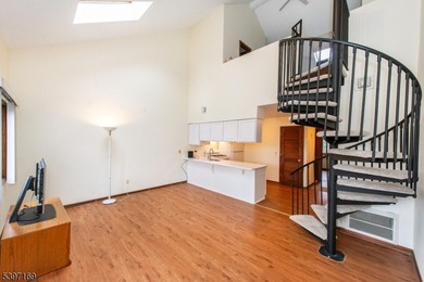 Fantastic move in ready 2-bedroom loft style condo with two full on Minerals Golf Club in New Jersey - for sale on GolfHomes.com, golf home, golf lot