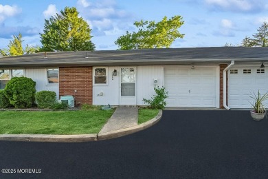 Beautifully renovated 2BR, 1BA condo in the desirable Leisure on Greenbriar Woodlands in New Jersey - for sale on GolfHomes.com, golf home, golf lot