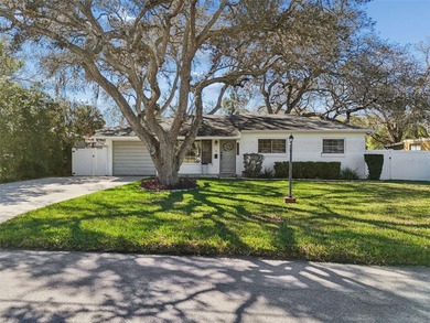 Welcome to this charming 3 bedroom, 1 bath well-maintained home on Babe Zaharias Golf Course in Florida - for sale on GolfHomes.com, golf home, golf lot