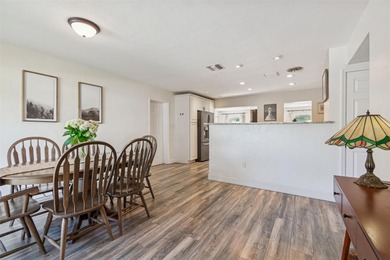 Welcome to this charming 3 bedroom, 1 bath well-maintained home on Babe Zaharias Golf Course in Florida - for sale on GolfHomes.com, golf home, golf lot