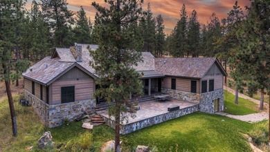 Stunning new western/modern home w/ 4 beds, 4.5 baths offers a on Stock Farm Club in Montana - for sale on GolfHomes.com, golf home, golf lot