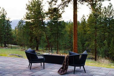 Stunning new western/modern home w/ 4 beds, 4.5 baths offers a on Stock Farm Club in Montana - for sale on GolfHomes.com, golf home, golf lot