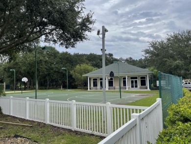 Welcome to this beautifully updated 3-bedroom, 2-bathroom home on Heritage Isles Golf and Country Club in Florida - for sale on GolfHomes.com, golf home, golf lot