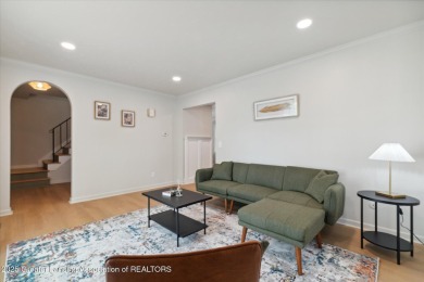*Open house cancelled. Offer deadline 5/6 7pm*
Ah yes, the on Groesbeck Municipal Golf Course in Michigan - for sale on GolfHomes.com, golf home, golf lot