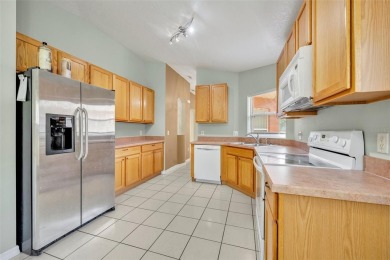 **Appealing 2 Bedroom, 2 Bath + Office Home, in the sought-after on Stonegate Golf Club in Florida - for sale on GolfHomes.com, golf home, golf lot
