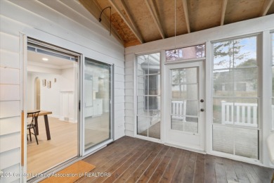 *Open house cancelled. Offer deadline 5/6 7pm*
Ah yes, the on Groesbeck Municipal Golf Course in Michigan - for sale on GolfHomes.com, golf home, golf lot