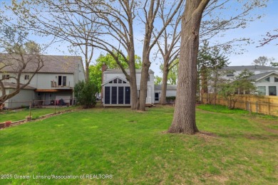*Open house cancelled. Offer deadline 5/6 7pm*
Ah yes, the on Groesbeck Municipal Golf Course in Michigan - for sale on GolfHomes.com, golf home, golf lot