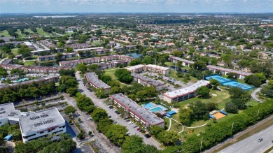 IMPECCABLE remodeled apt in Hollybrook PGA Golf & Tennis Club at on Hollybrook Golf and Tennis Club  in Florida - for sale on GolfHomes.com, golf home, golf lot